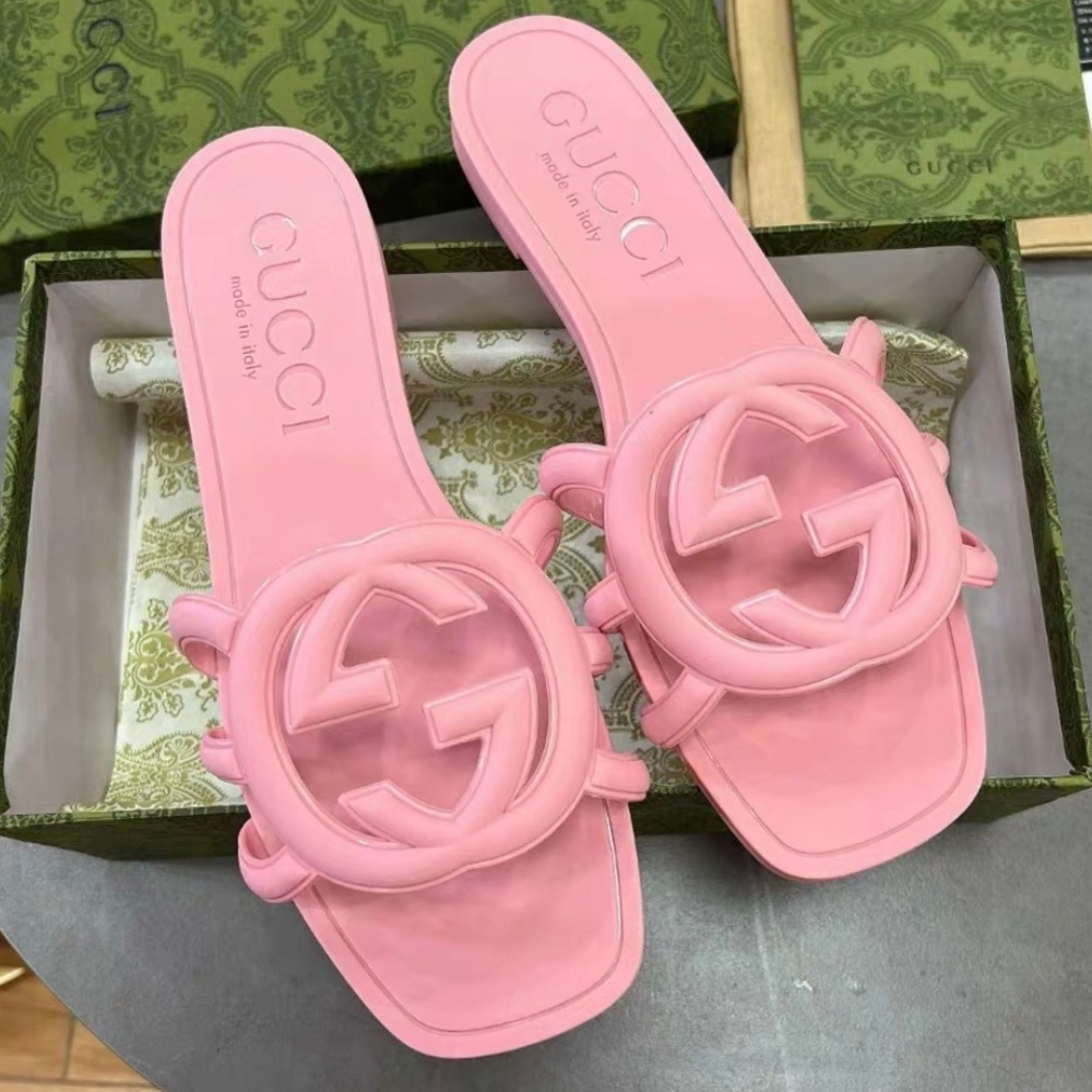 Gucci Women's Pink Logo Slide Sandals